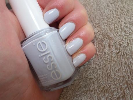 Essie-Find me an oasis ♥