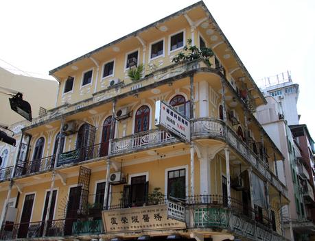 HALB-ZEIT in Macau