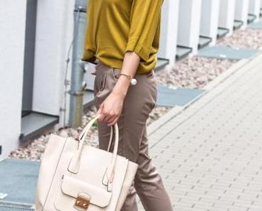 Die perfekte Zigarettenhose in Beige – #IMWEARINGRI