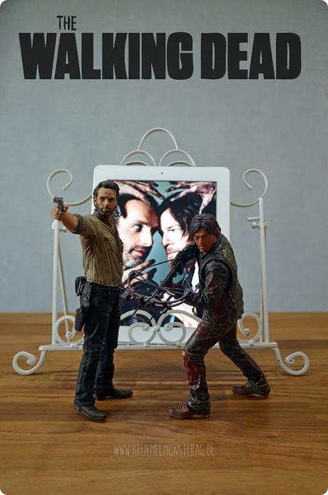 #twd (18) The Walking Dead McFarlane Action Figure Deluxe Rick Grimes and Daryl Dixon