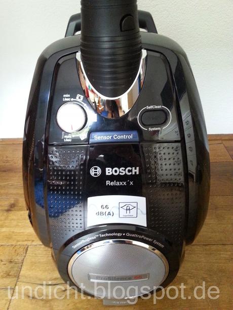 Der Bosch Relaxx'x ProSilence66 Beutelloser Bodenstaubsauger BGS5SIL66B - wirklich unglaublich leise