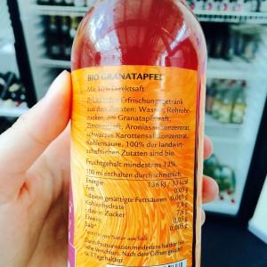Etikett mit Zutatenliste der isis bio Granatapfel Limonade