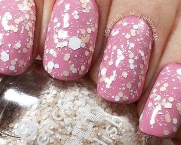 [Nails] Essence - Effect Nail Polish "28 Truth or Dare?"