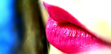 Review: Manhattan Lip Lacquer Matt Effect - Nuance 400 Burgundy Kiss