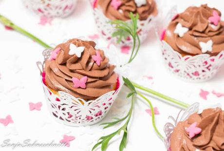 Erdbeer-Walnuss-Cupcakes (2 von 10)