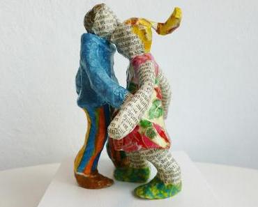 "Liebespaar" - aus der Reihe "Das Leben ist schön", Papie...