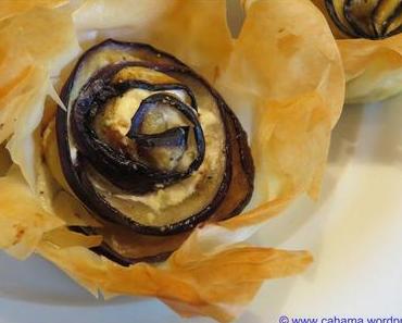 Auberginen-Rosen in Filoteig