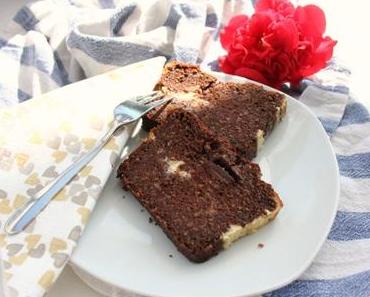 Chocolate-Cake with Cheesecake Filling {clean}