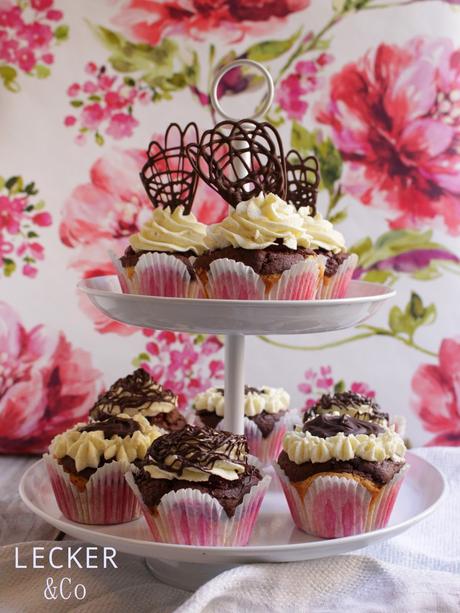 Donauwelle - klassisch und als Cupcakes Donauwelle - klassisch und als Cupcakes