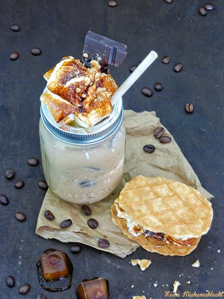S' mores Eiskaffee mit Espresso und Sahne Eiswürfel & Degustabox April