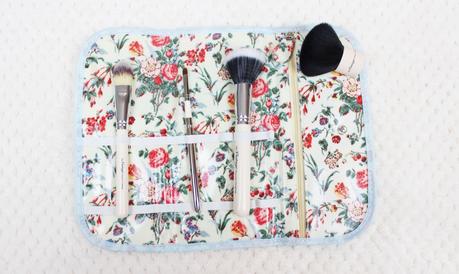 {Review}: The Vintage Cosmetic Company