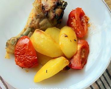 Fırında Tavuk / Im Ofen gegrillte Hähnchenkeulen mit Kartoffeln und Tomaten