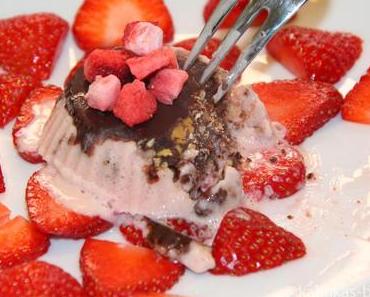 Erdbeereistörtchen ohne Eismaschine