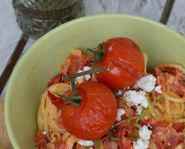 Savoury Wednesday: Sommer-Pasta mit eingelegter Paprika, Thymian und Schafkäse