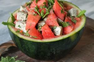 Erfrischend: Melonen-Tofu-Salat mit Minze