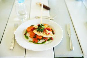 Low Carb Rezept: Fischfilet mit Orangen-Basilikum-Karotten