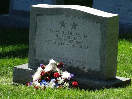 Arlington Friedhof nach dem Memorial Day2014