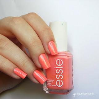 Tart Deco und Sunday Funday ~ Essie