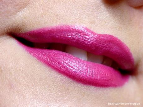 Easy Smoked Out Wing Hot Pink Lip(Nachgeschminkt) - AMU