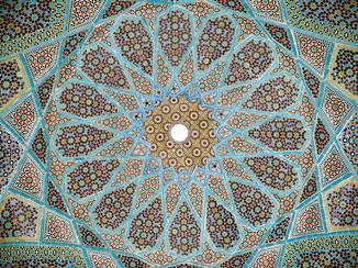Iran - ein
missverstandenes Land und eine Persienzeitreise über 8.000 bis 10.000 Jahre